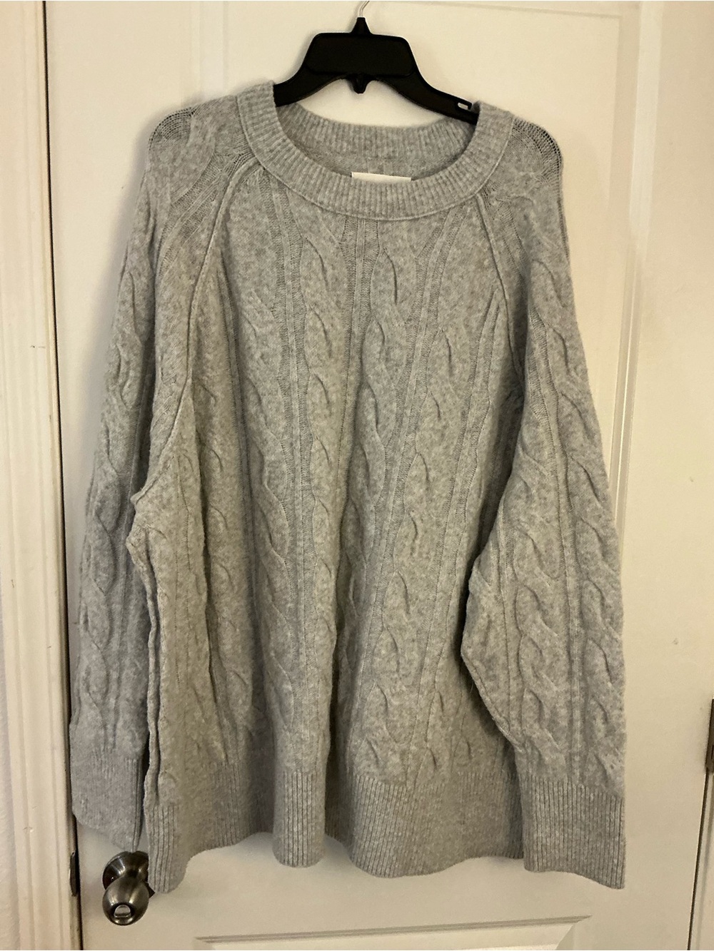 Aerie Grey Cable Knit Crewneck Sweater Size XL Oversized Slouchy Pullover